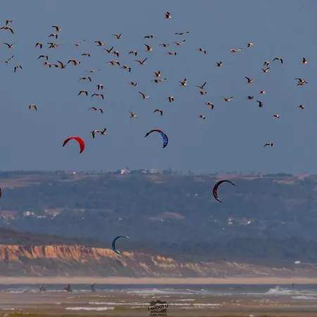 Penzion Surf & Kite - Nortada Charneca (Setubal)